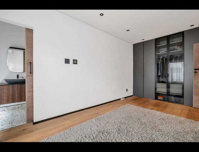 4 BEDROOM HOUSE FOR SALE IN HELDERFONTEIN ESTATE